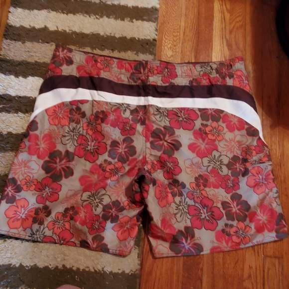 Floral Swim Shorts - Picture 6 of 7
